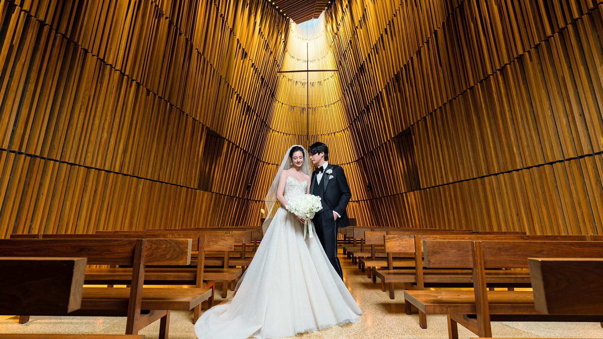 【国産牛の豪華無料試食をアート空間で優雅に体験】ブライダルフェア