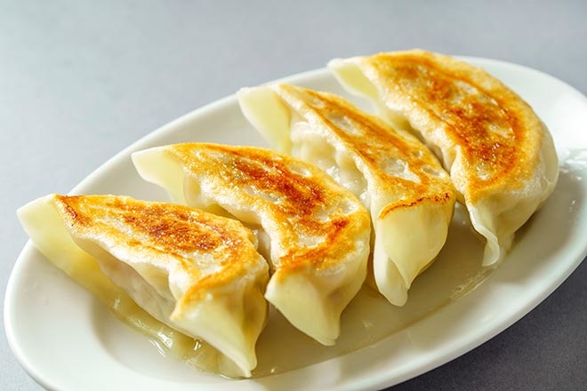 ぷっくり焼き餃子