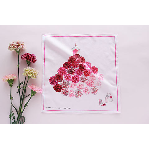 クラシクス・ザ・スモールラグジュアリ ［母の日ギフト］日頃の感謝を込めた想いをハンカチーフに込めて贈りませんか