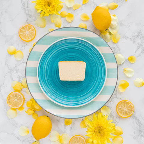 ハグフラワー トウキョウ ［母の日ギフト］人気のレモンチーズテリーヌ