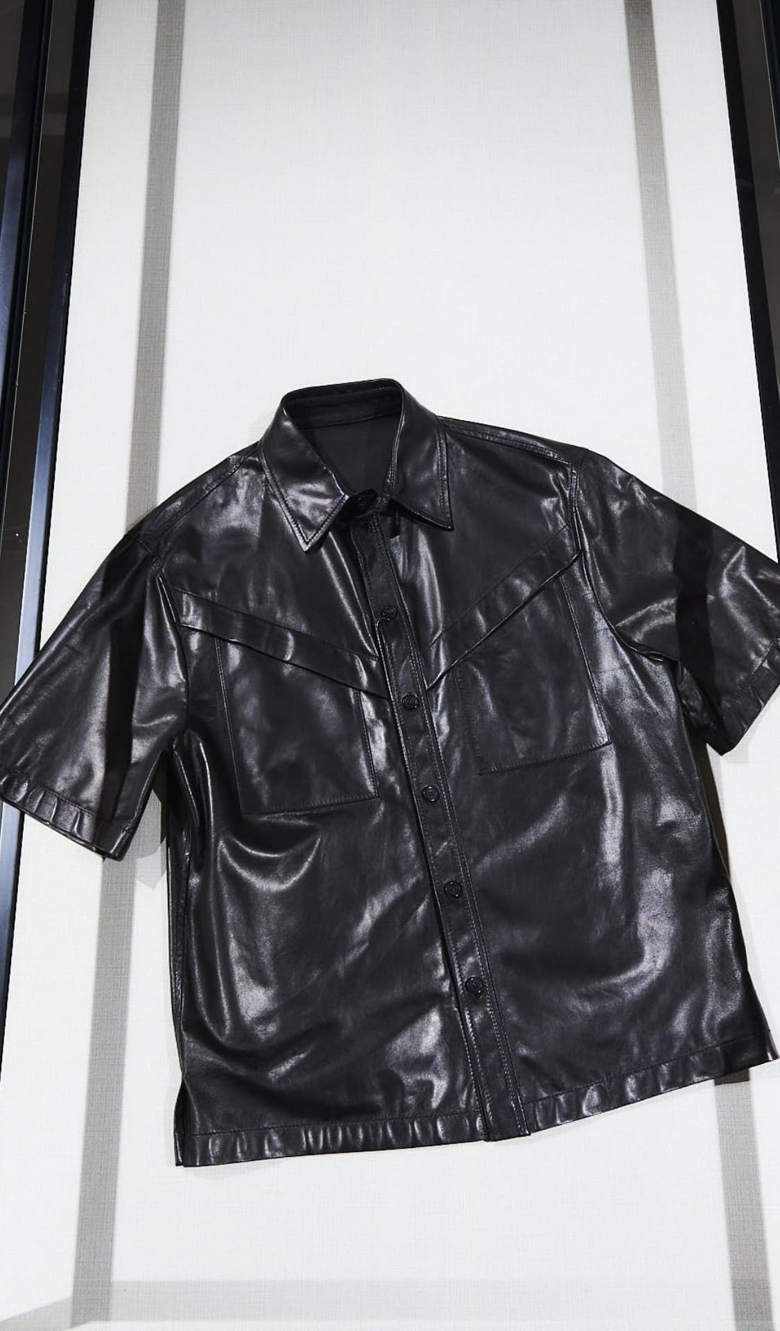 新品 EMPORIO ARMANI ジャケット 黒 シルク100% 春夏秋 楽天市場】エンポリオ アルマーニ EMPORIO ARMANI テーラード